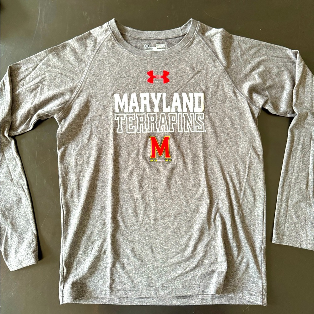 UA Maryland Terrapins Long Sleeve Loose fitting Heatgear Sz YLg